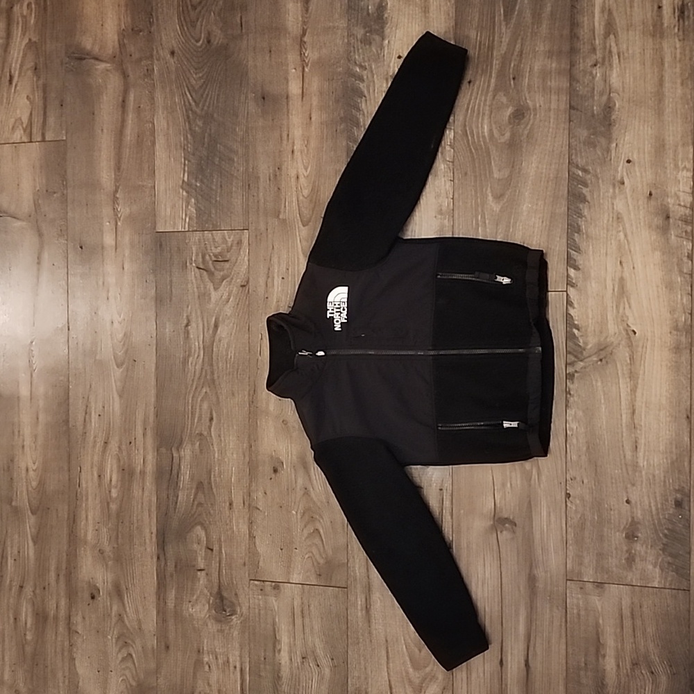 North Face Kids Black Jacket (Denali)